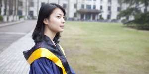 Demi Kuliah di Oxford, Gadis Cantik Ini Tolak Kerja dengan Gaji Rp4,4 Miliar