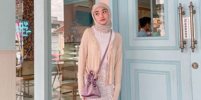 Ide Outfit Hijaber Kasual untuk Hangout Akhir Pekan