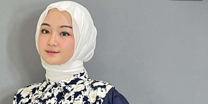 Pakai Pashmina Satin Tanpa Jarum Pentul, Tetap Secure!