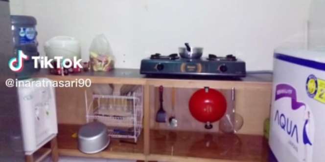 Wow! Dapur Rumah Subsidi Awalnya Cupu Cuma Pakai Kayu dan Tripleks, Sehabis Renovasi Jadi Modern, Minimalis, dan Estetik
