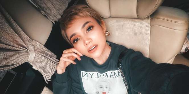 Transformasi Rina Nose dari Kecil sampai Sekarang, Wajah Tak Berubah