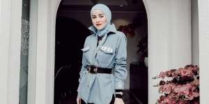 Sederet Gaya Hijab Olla Ramlan yang Jadi Kontroversi, Perlihatkan Area Leher Hingga Tuai Hujatan!