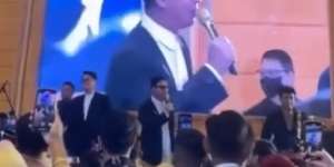 Pengantin Wanita Ini Syok, Sang Suami Hadirkan Kahitna di Pernikahannya