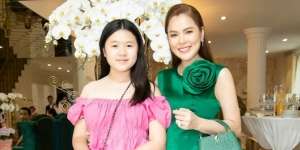 Artis Cantik Ini Beri Hadiah Rumah Mewah di Ulang Tahun ke-13 Anak Pertama, Huniannya Bak Istana Kerajaan!