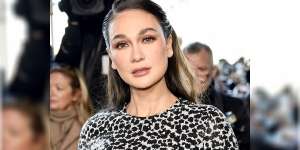 Penampilan Simpel Luna Maya di New York Fashion Week 2023, Elegan Meski Tanpa Perhiasan