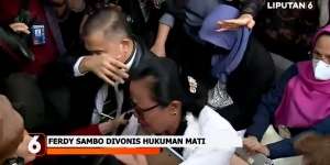Ibu Brigadir J Nangis Histeris Dengar Ferdy Sambo Dihukum Mati