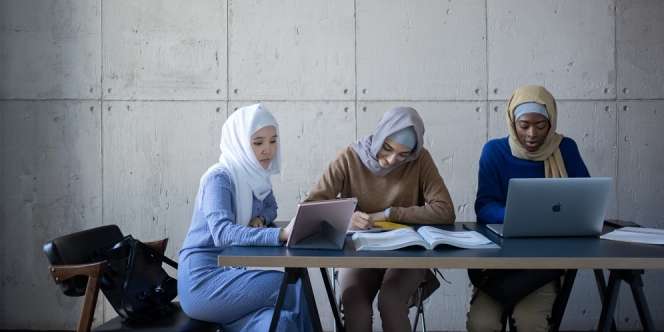 Pengertian Majas Metafora, Lengkap Ciri-Ciri, Jenis, dan Contohnya dalam Kalimat