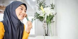 Rias Wajah Lebih Detail dengan Memerhatikan 5 Hal Ini