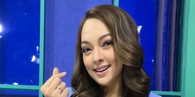 Potret Reisa Broto Asmoro Makin Awet Muda di Usia 37 Tahun