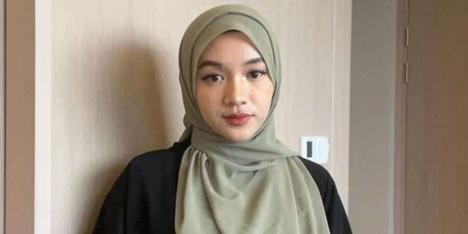 Coba Style Hijab Curvy, Anggun Menutup Dada