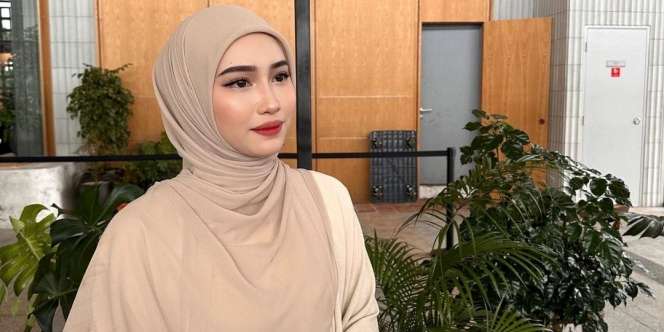 Hijab Segi Empat Tampilannya Bisa Jadi Pashmina