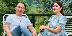 10 Potret Rumah Mewah Jhon LBF, Pengusaha Tajir yang Viral, Kamar Penuh Tumpukan Emas Batangan!