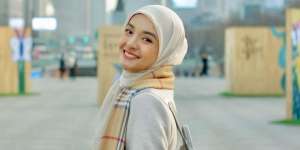 Warm Outfit Simpel Nabila Ishma Saat Liburan di Korea Selatan 