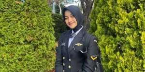 Potret Anggota TNI AL Cantik Berhijab Ini Jadi Sorotan, Kerap Digombali Netizen