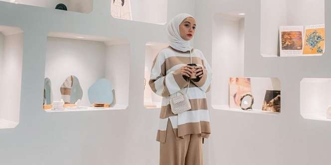 Pashmina Instan Tampak Stylish, Coba Trik dari Joyagh