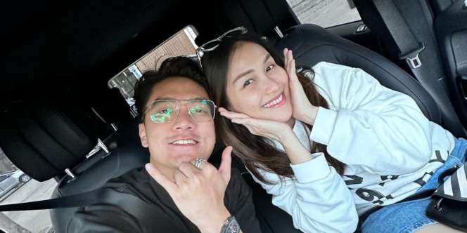 Batal Jadi Mertua, Begini Reaksi Margaret Vivi Lihat Kedekatan Boy William dan Ayu Ting Ting