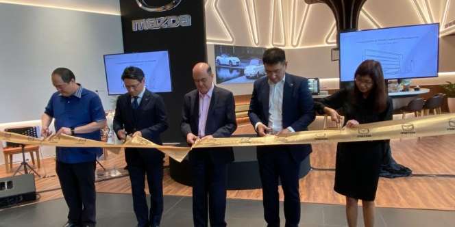 Penampakan Kantor Pusat Baru Mazda di Jakarta, Dua Mobil Limited Edition Ikut Mejeng