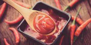 Rasa Pedasnya Khas, Sambal dengan Cabai Hiyung Ini Bikin Momen Bersantap Makin Lezat