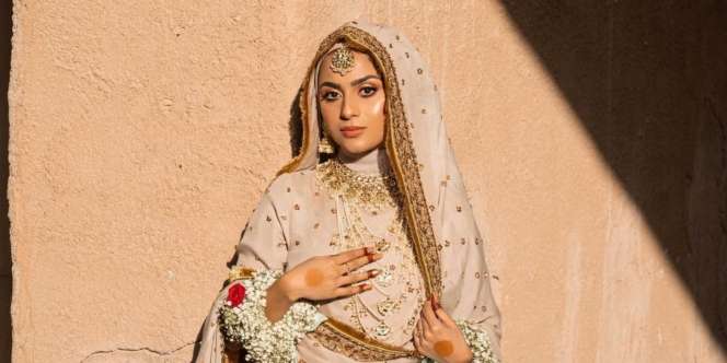 Pengantin UAE Dirias dengan Nuansa Bollywood, Hasilnya Super Flawless!