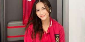 Begini Cantik dan Berprestasi Pesepak Bola Timnas Putri Indonesia Shafira Ika Putri Kartini, Dibilang Lebih Pantas Jadi Model