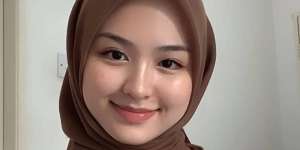 Coba Tampilan Manis dengan Style Kerudung Segi Empat Klasik 