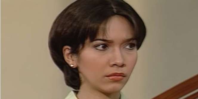 Sekarang Jualan Baju, Begini 6 Potret Terbaru Bu Samsul di Sinetron Jin dan Jun