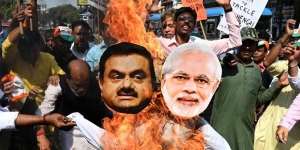 Skandal Gautam Adani, Hubungan Adani dengan PM India Narendra Modi