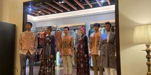 Aksen Geometris Jadi Daya Tarik Koleksi Pranargya dari Iwan Tirta