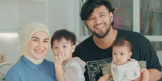 Potret Irish Bella Momong Kedua Anaknya, Kini Harus Sendirian usai Ammar Zoni Tertangkap Polisi Gegara Narkoba