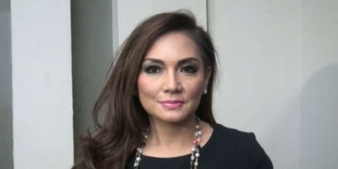Sang Kakak Meninggal, Nia Daniaty Kenang Kebaikan Semasa Hidup