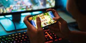 Anak Ketangkap Basah Main Video Game Tengah Malam, Sang Ayah Beri Hukuman Main 17 Jam Tanpa Tidur, Ini yang Terjadi Setelahnya