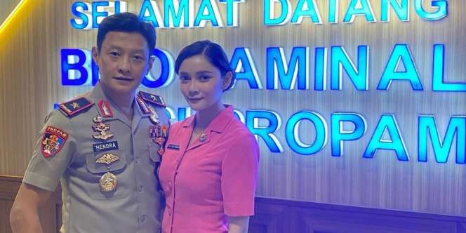 Bikin Kue dan Ucapan Ultah Buat Hendra Kurniawan, Seali Syah Sebut Suami Dizalimi Orang-Orang yang Ditutupi Aibnya