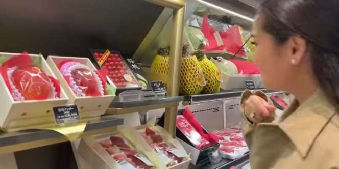 Nagita Slavina Kaget Lihat Mangga Sebiji Harganya Rp 2 Juta tapi Tetap Dibeli: Jiwa Emak-Emak Meronta Mau Ditawar