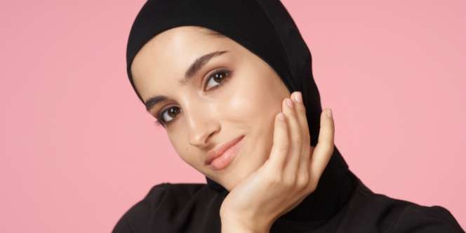 Cegah Makeup Cakey dengan Proses 'Pematangan' Foundation