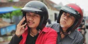 Ikuti Jejak Ayah Berkarier di Dunia Hiburan, Begini Potret Putra ke Dua Epy Kusnandar dari Pernikahan Pertamanya