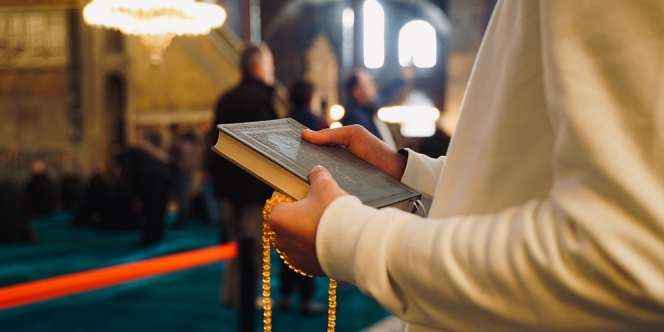 Doa Niat Diam Diri di Masjid atau I'tikaf Mutlak dan yang Dinadzarkan, Insya Allah Raih Keutamaan