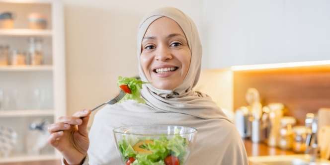 Sayuran Hijau Vs Daging, Mana yang Lebih Efektif Atasi Anemia?