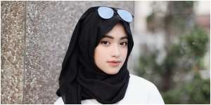 4 Cara Memakai Hijab Simpel dan Kekinian Ala Selebgram Shirin Al Athrus