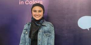 Tak Mau Jadi Korban Tren, Zee Zee Shahab Lebih Pede Berhijab Sesuai Keinginan