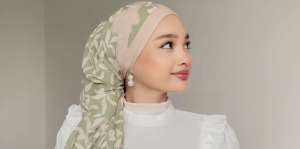 Tampil dengan Turban Memikat dengan Pashmina Motif
