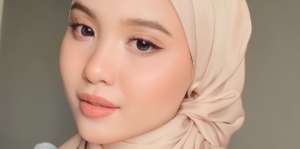 Coba Model Turban Kekinian Menutup Leher