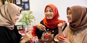 Bukan Es Buah, Ini Makanan dan Minuman Terbaik untuk Buka Puasa