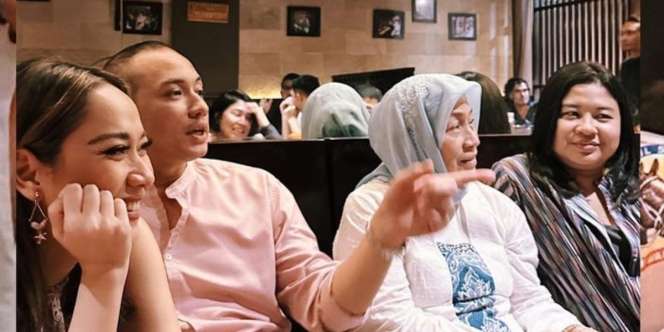 Potret Kedekatan Tiko Aryawardahan dengan Keluarga BCL