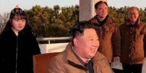 Rakyat Kelaparan, Anak Kim Jong-un Pakai Mantel Dior Puluhan Juta