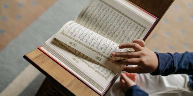 Makna Surat Al-Qadr dan Menyingkap Keutamaan Malam Lailatul Qadar, Jangan Sampai Terlewat!