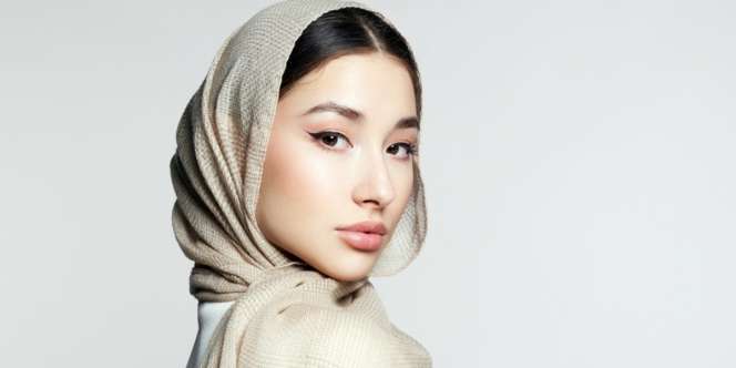 MUA Bocorkan 4 Langkah Mudah Pakai Eyeliner Anti Perih