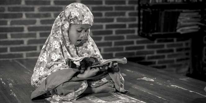 Doa Usai Khatam Al-Quran di Penghujung Bulan Ramadhan dan Cara Mengkhatamkannya