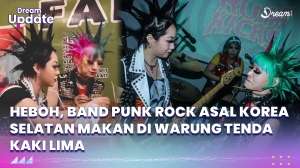 Heboh, Band Punk Rock Asal Korea Selatan Makan di Warung Tenda Kaki Lima