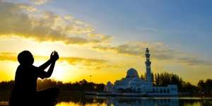 Jadwal Buka Puasa Kamis 30 Maret 2023 dan Puasa Sebagai Benteng dari Neraka