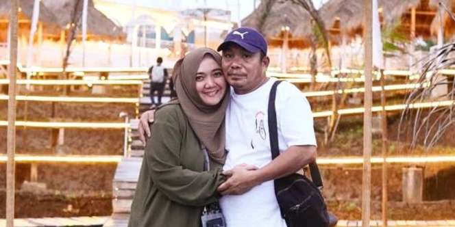 Perkenalkan, Inilah Suami Baru Sulis Penyanyi Religi yang Usianya Terpaut 10 Tahun